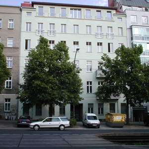 Strassenfassade-neu